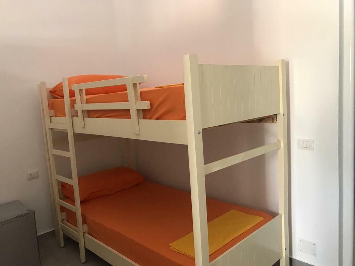 Bed and Breakfast Bregu D.Etit. Влёра Экстерьер фото
